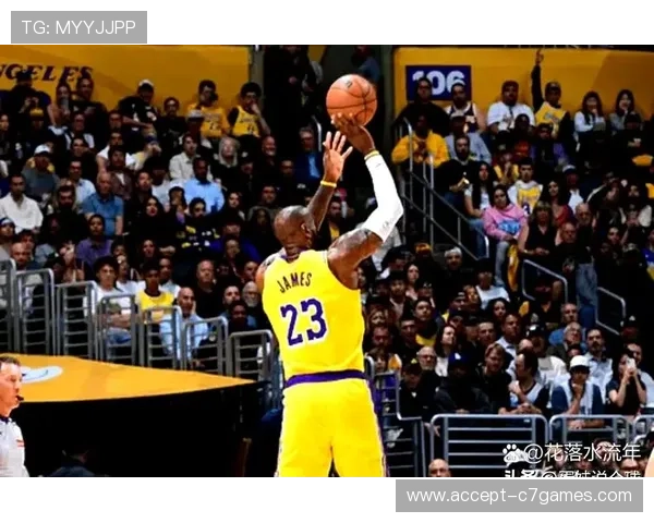 湖人关键胜利迎来连胜，小詹姆斯状态火热引领球队冲刺